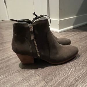 Violet & Red Boots Size 8